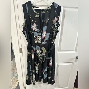 City Chic Black Floral knee length Dress